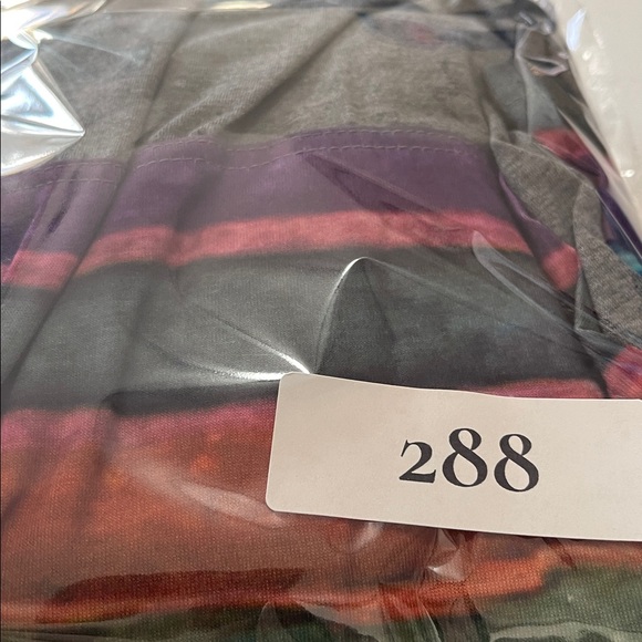 Women's XL Multicolor Striped V-Neck Long Sleeve T-Shirt Casual (#288) - Picture 7 of 7